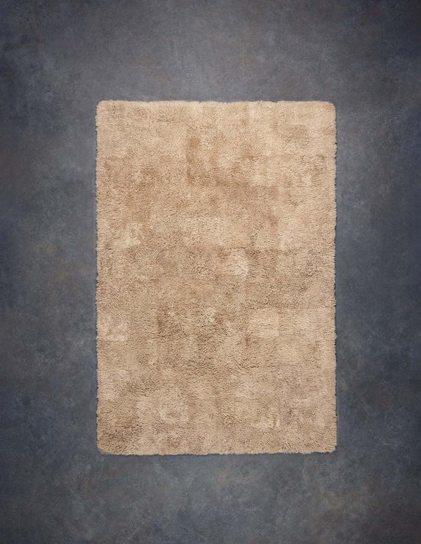 Medium Rectangle 1.7x2.4m / Extra Shaggy Wool / Mt Gold