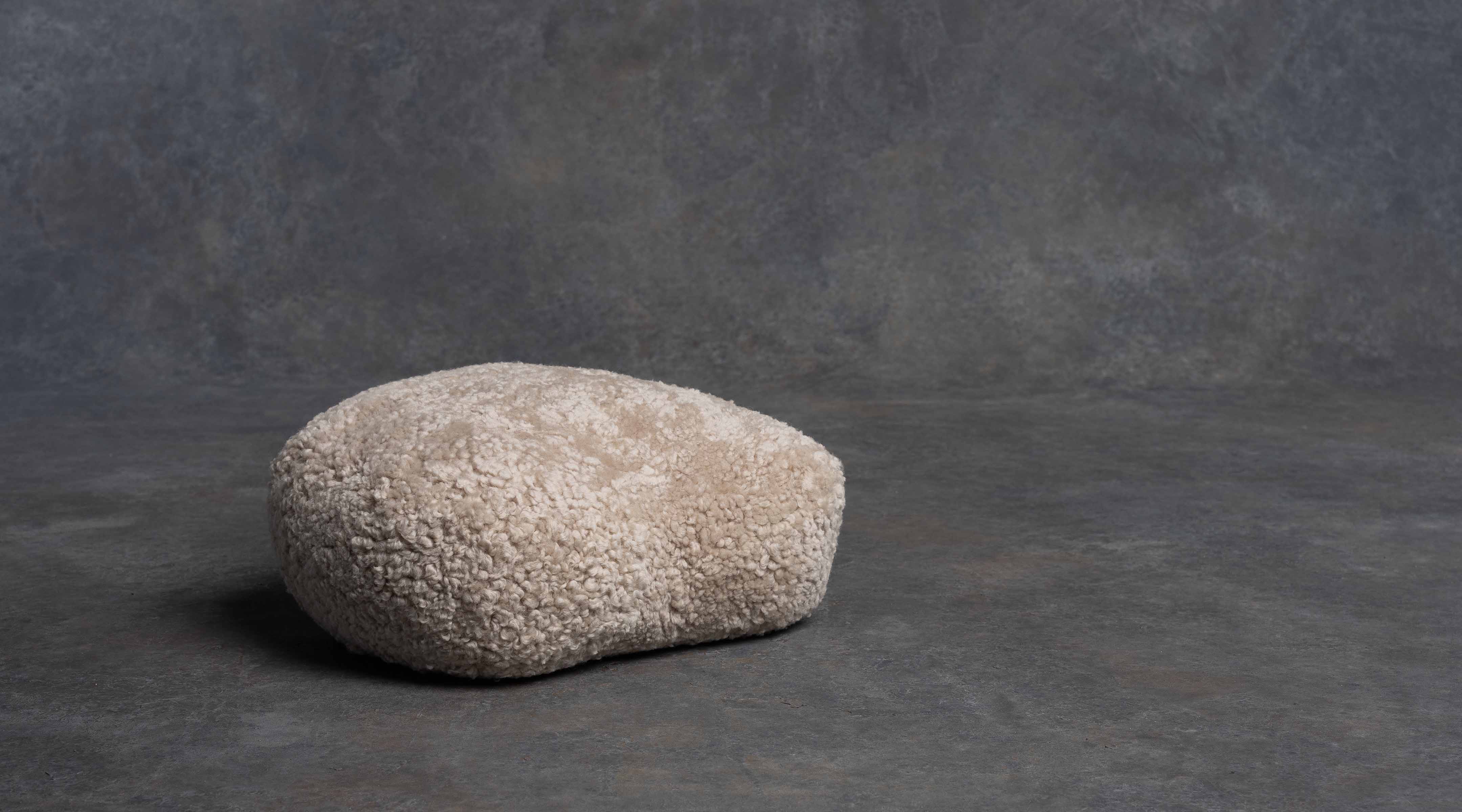 The Footstool