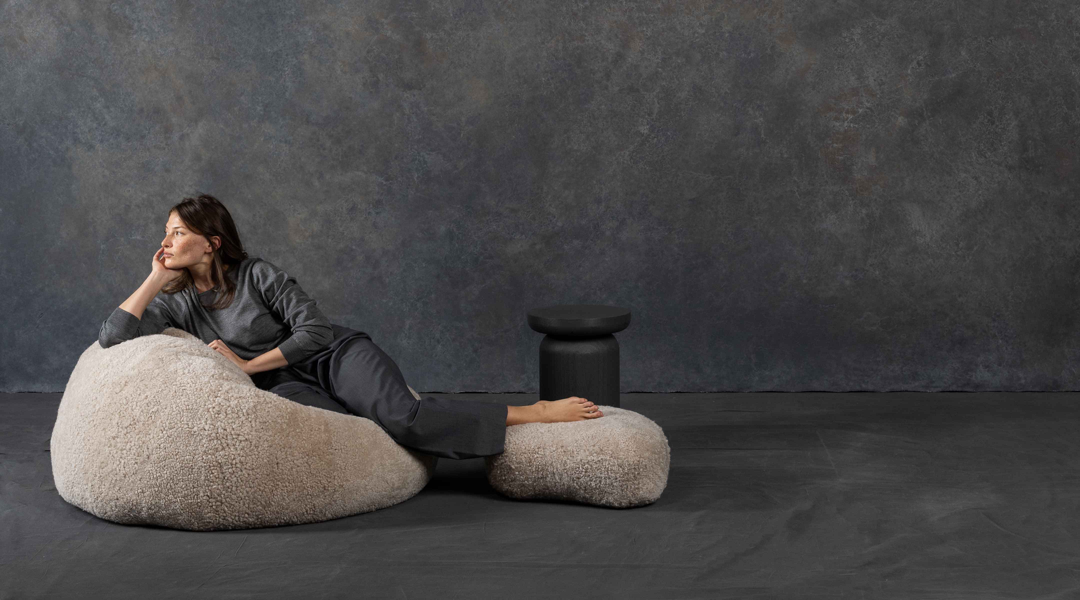 The Footstool
