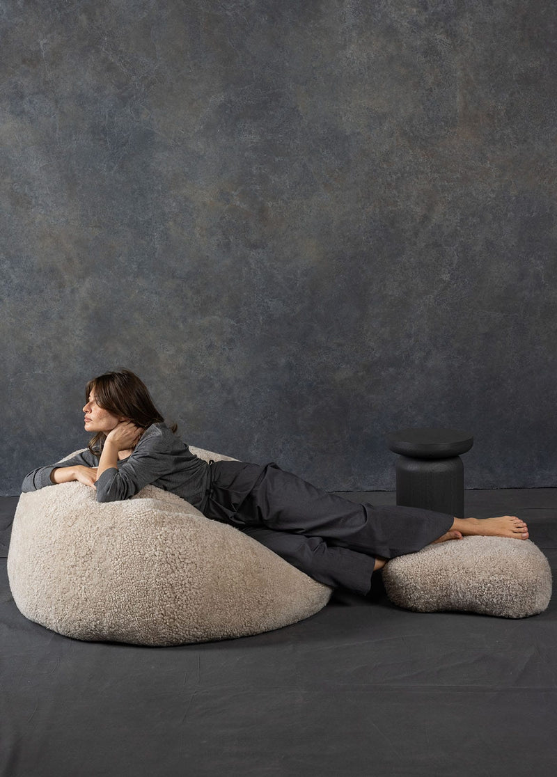 The Footstool