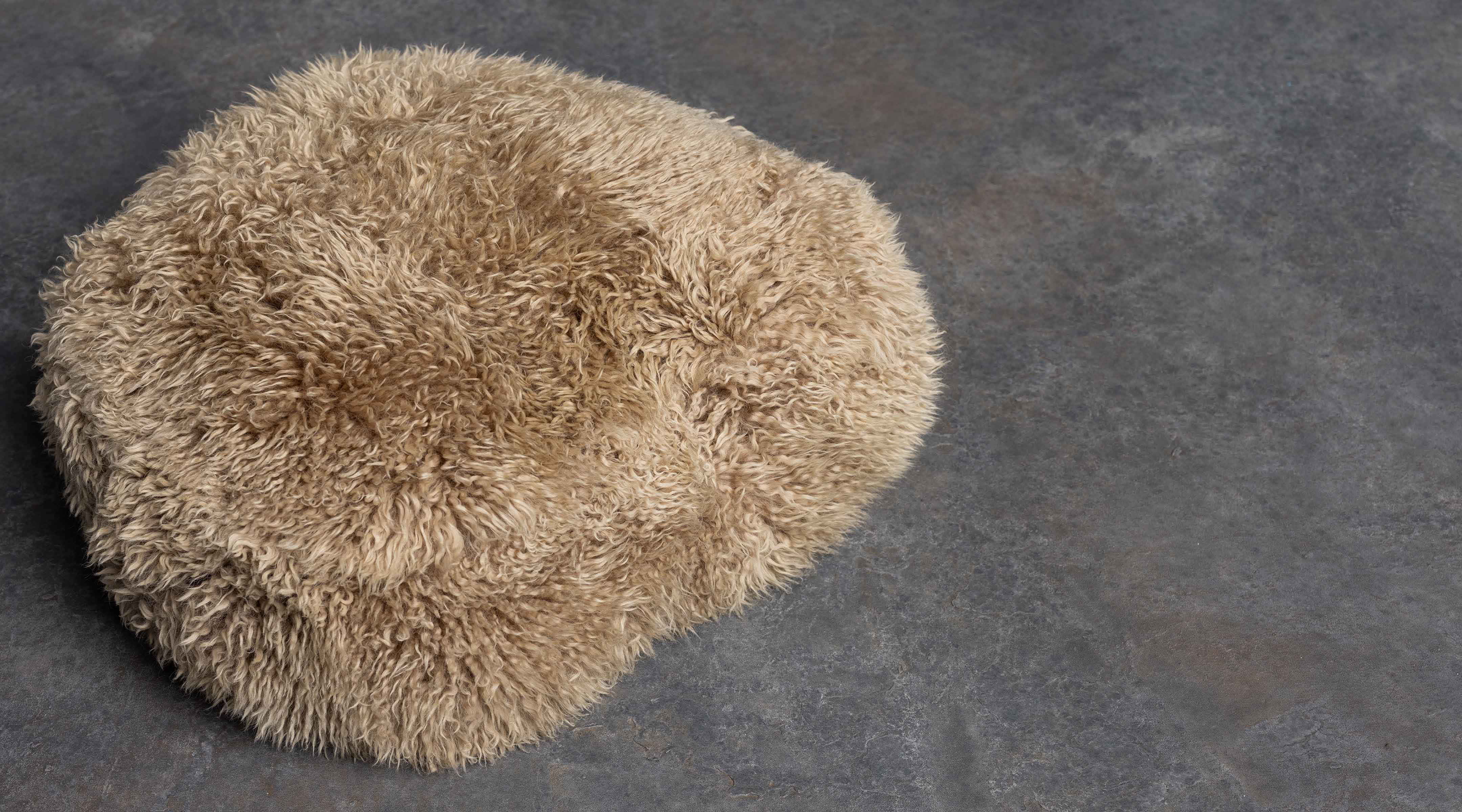 The Footstool