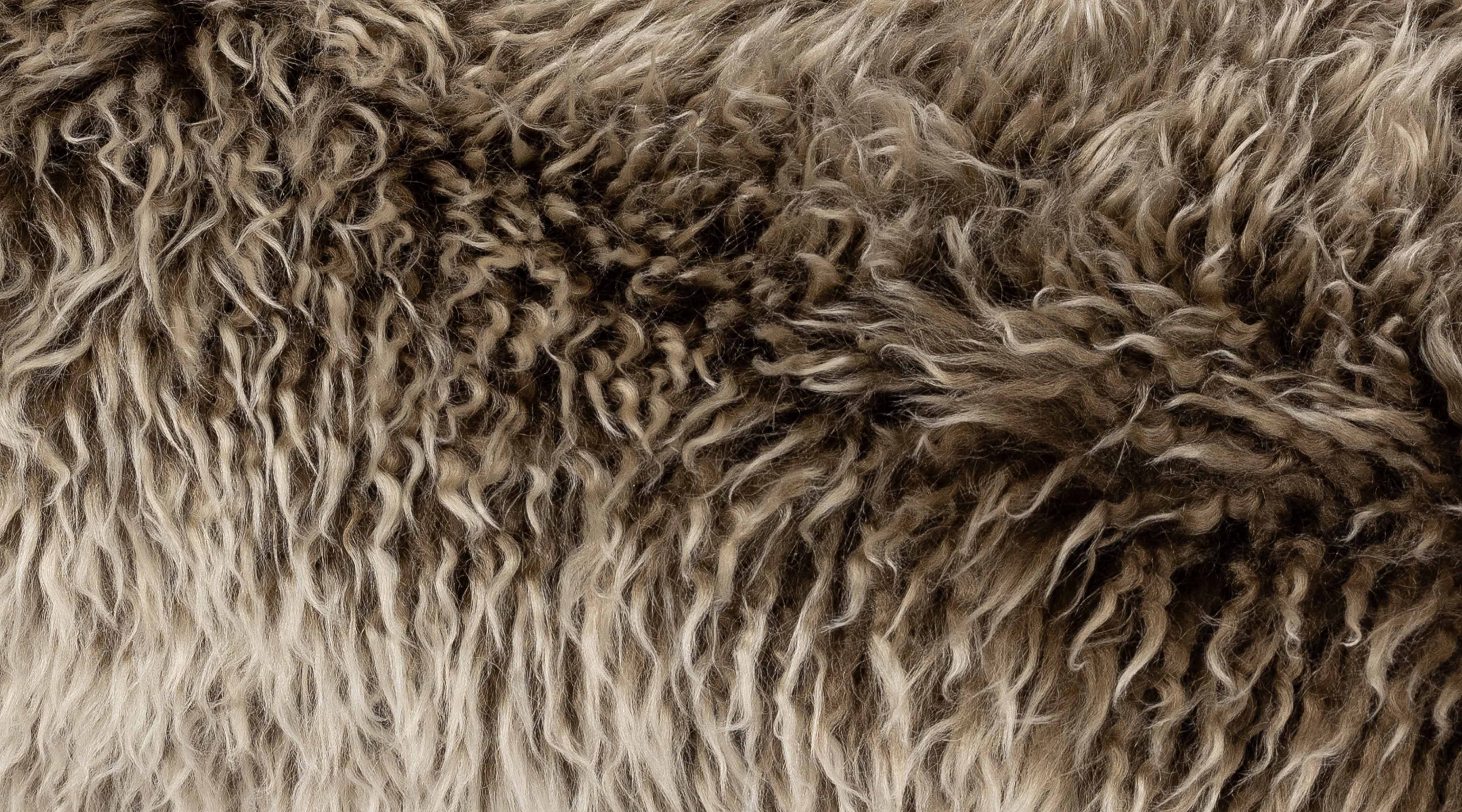 Shaggy Wool Rob Roy Sample